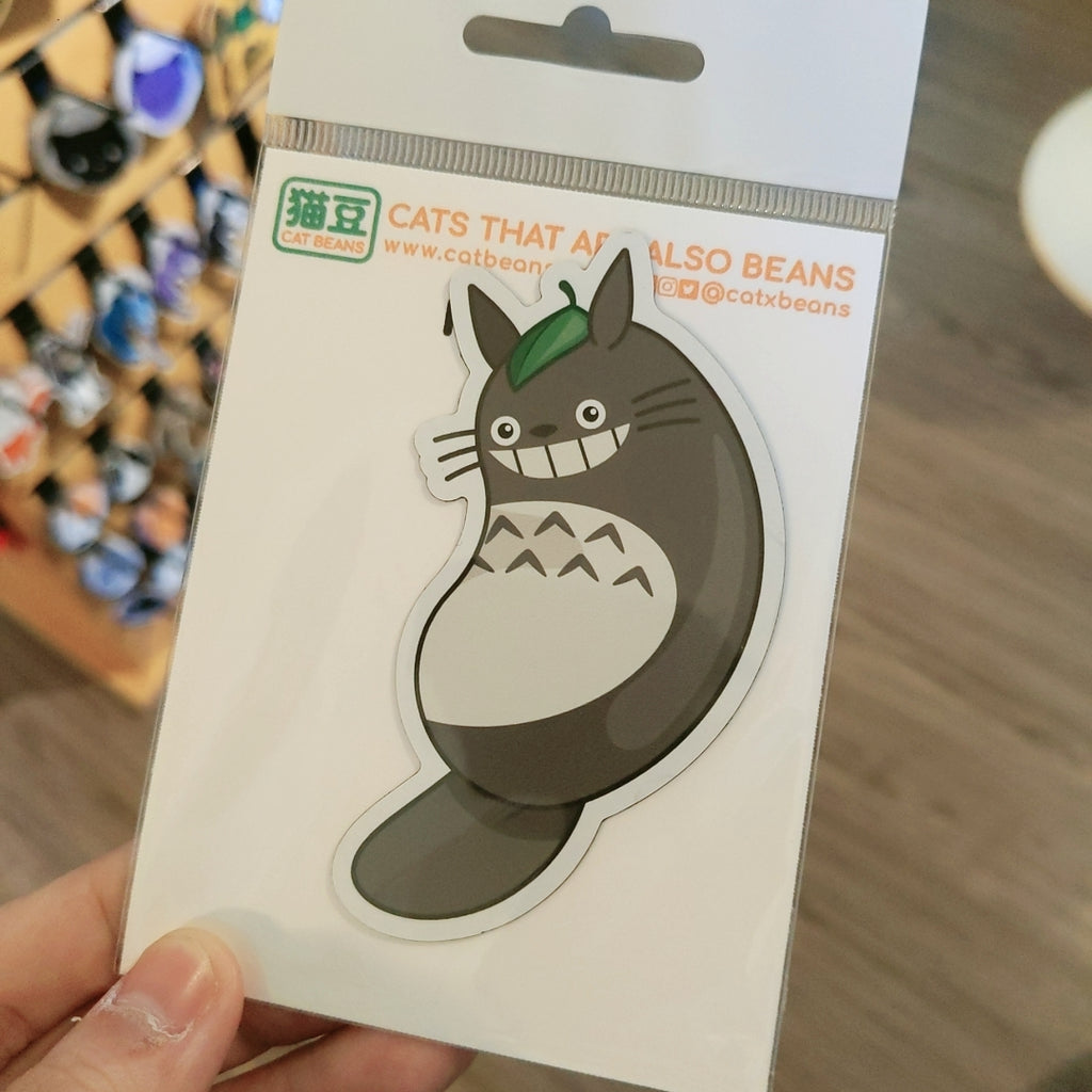 Totoro magnet
