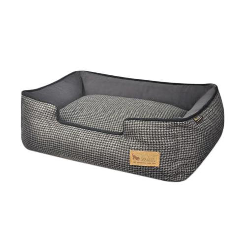 PLAY houndstooth bed