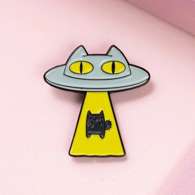 Alien Abduction Cat enamel pin